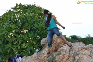 Monal Gajjar feet photo 2