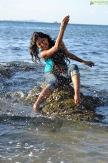 Monal Gajjar feet photo 16