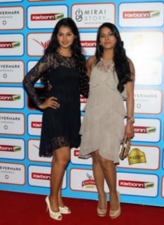Monal Gajjar feet photo 19