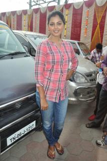 Monal Gajjar feet photo 9