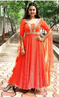 Monal Gajjar feet photo 16