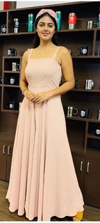 Monal Gajjar feet photo 10