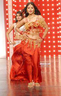 Monal Gajjar feet photo 1