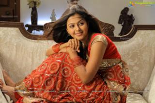 Monal Gajjar feet photo 15