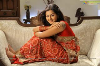 Monal Gajjar feet photo 7