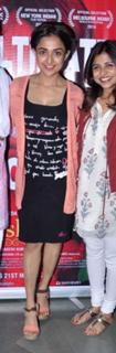 Monali Thakur feet photo 1