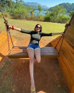 Monalisa feet photo 3