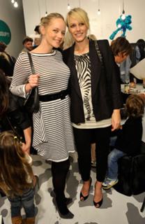 Monet Mazur feet photo thumbnail