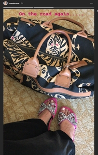 Monet Mazur feet photo thumbnail