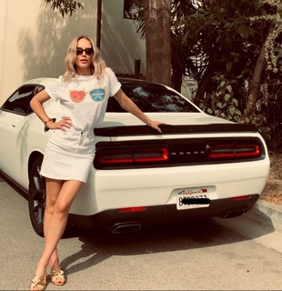 Monet Mazur feet photo thumbnail