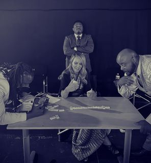 Monet Mazur feet photo thumbnail