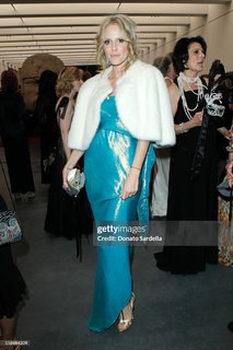 Monet Mazur feet photo thumbnail