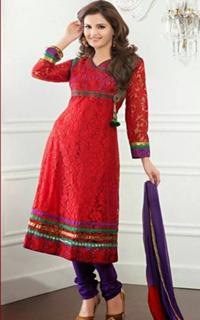 Monica Bedi feet photo 14