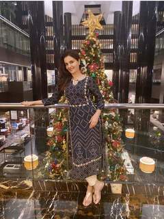 Monica Bedi feet photo 14