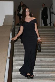 Monica Bellucci feet photo thumbnail