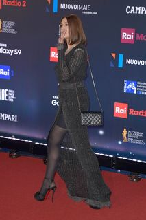 Monica Bellucci feet photo thumbnail