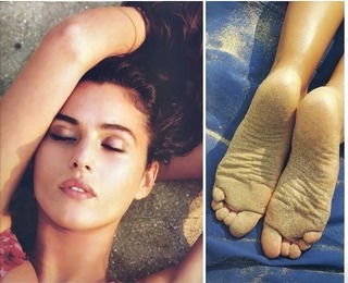 Monica Bellucci feet photo thumbnail