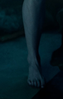 Monica Bellucci feet photo thumbnail