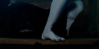 Monica Bellucci feet photo thumbnail