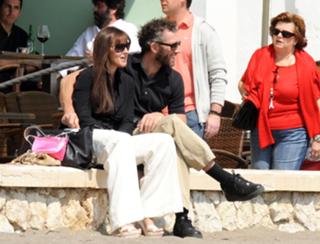 Monica Bellucci feet photo thumbnail