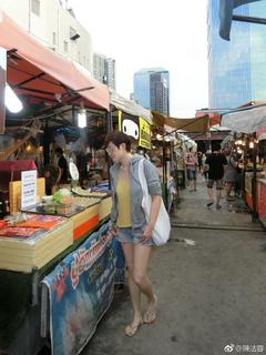 Monica Chan feet photo 3