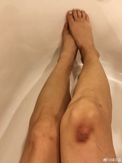 Monica Chan feet photo 13