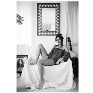 Monica Dogra feet photo 6