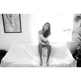 Monica Dogra feet photo 19