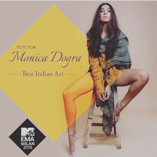 Monica Dogra feet photo 12