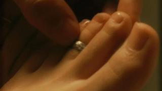 Monica Dogra feet photo 1