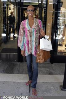 Monica feet photo thumbnail