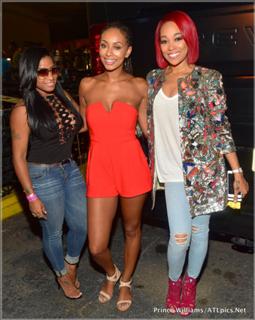 Monica feet photo thumbnail