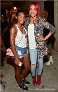 Monica feet photo thumbnail