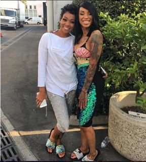 Monica feet photo thumbnail