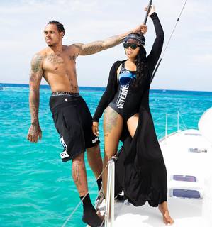 Monica feet photo thumbnail