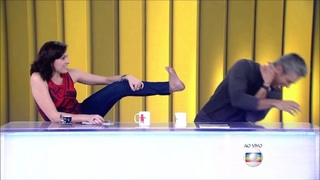 Monica Iozzi feet photo 16