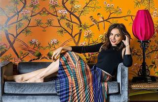 Monica Iozzi feet photo 9
