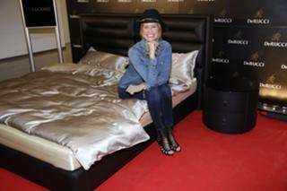 Monica Ivancan feet photo thumbnail