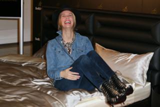 Monica Ivancan feet photo thumbnail