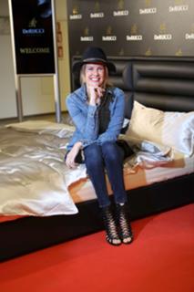 Monica Ivancan feet photo thumbnail