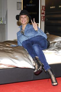 Monica Ivancan feet photo thumbnail