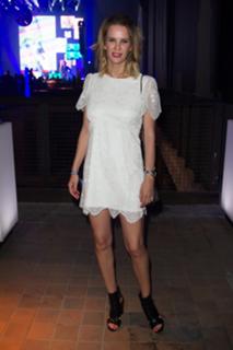 Monica Ivancan feet photo thumbnail