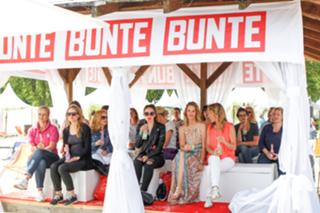 Monica Ivancan feet photo thumbnail