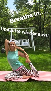 Monica Ivancan feet photo thumbnail