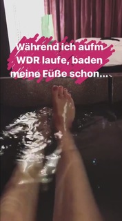 Monica Ivancan feet photo thumbnail