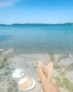 Monica Ivancan feet photo thumbnail