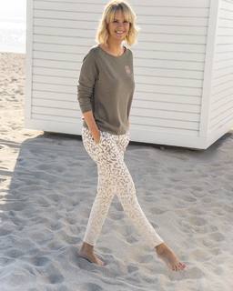 Monica Ivancan feet photo thumbnail