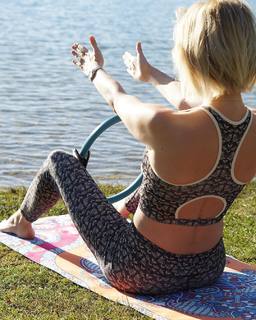 Monica Ivancan feet photo thumbnail