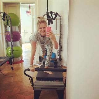 Monica Ivancan feet photo thumbnail