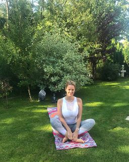 Monica Ivancan feet photo thumbnail